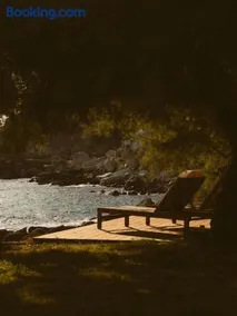 A Casa di U Scogliu Maison les pieds dans l eau Cap Corse - Image 2