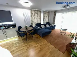 little hideout, Luxury Apartment - Image 2