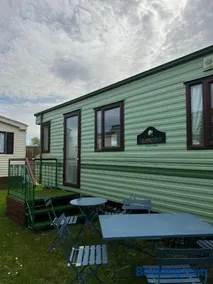 Beautiful 2 bedroomed mobile home - Image 2