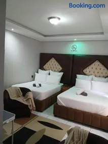 Duplessis Lodge - Image 2