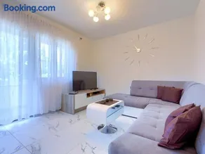Holiday Home Mia by Interhome - Image 3