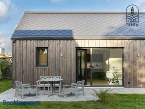 Terra House - Image 3