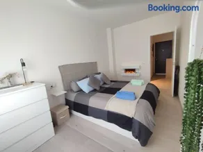 Moderno apartamento en el centro de Jerez - Image 1