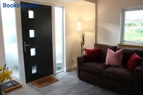 The Loft at Strathardle - Lochside Apartment, Isle of Skye - Image 4