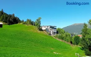 Spettacolare appartamento accogliente e familiare con terrazza, giardino e griglia - Image 1