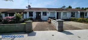 Cosy Bungalow - Image 1