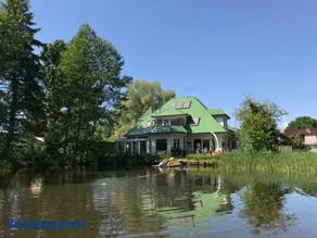 Moderne Maisonette-Wohnung am Karpfenteich; modern Apartment with view of the carp pond - Image 3