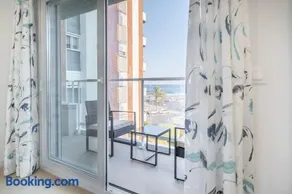 Global Vacacional, Bonito apartamento en Urbanización Ciudad Mar - Image 1