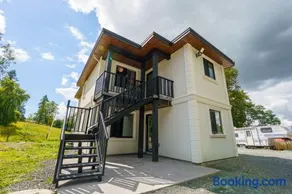 Brand-New 3 Bedroom House -Upstairs - Image 1