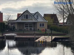 Villa Overstag - Image 1