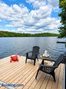Waterfront & Nature - Chalet Lac Clair - Image 2