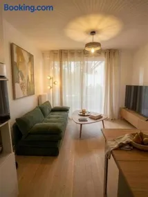 Charmant appartement climatisé avec terrasse ,2 min de la gare, Montparnasse à 10 min - Image 1