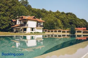 Wildwood Villa - Image 1