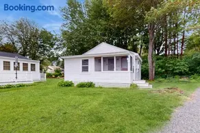 Holiday House - Cottage 4 - Image 5