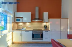 Schwan - Ferienwohnung am Loppiner See mit Terrasse und Sauna - Image 2