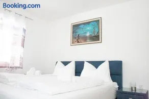 Royal 4 Trend by Alpenidyll Apartments - Image 3