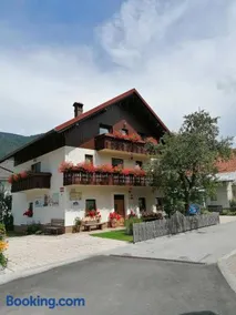 Apartments & Rooms Smučka - Image 1