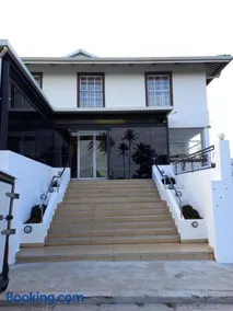 Palace Lodge Morningside - Image 2