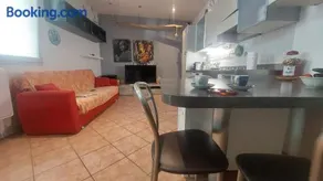 Suite 71 - Image 1