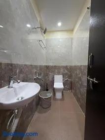 Mihira Home Stays, Kazipet - Image 2