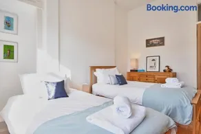 Comely Bank Apartment - Image 4