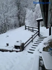 Chalet typique tout confort avec studio en dessous - Image 3
