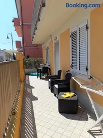 Levante Seafront - Casa Casoni - Image 1
