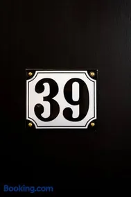 Lawlers 39 - Image 4