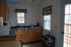 Silver Maple Cottage - Image 5