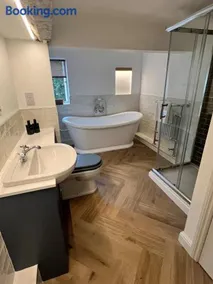 Habberley Hall Flat - Image 3