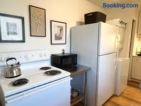 Rocky Court Apartments - Image 3