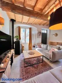 Maison de charme au cœur de Lectoure - Parking gratuit à 20m - Image 1