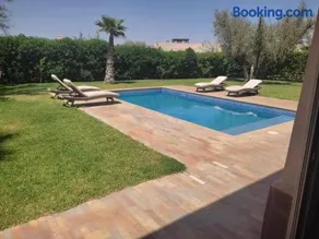 Villa isolée 4 façades avec piscine - Image 3