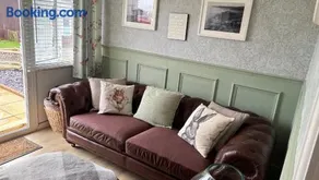 Escape to the Chalet - Image 4