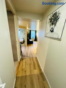 Appartement moderne et chaleureux - Image 4