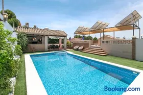 Luxury Villa with swiming pool next to Granada - Image 1