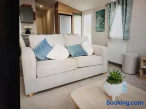 32 Bayview Oceans Edge - Image 2