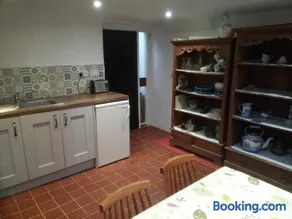 Swan walkers cottage - Image 3