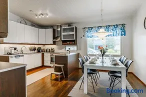Arctic Clover Villa by BookLapland - Image 3