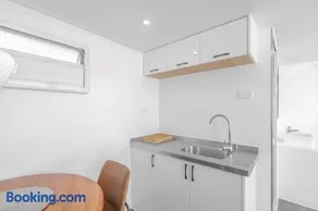 Cozy Beachside Studio - Image 2