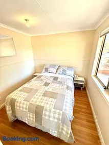 Cozy Wongulla Shack for up to 5 guests - Image 5
