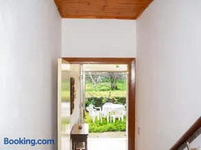 Charming house in Ourol with mountain view, large garden. - Image 3