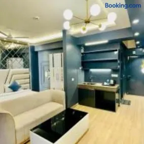 Hotel The Grace Residency - Near Hotel Hyatt ,DLF MyPad, Gomtinagar, Lucknow - Image 3