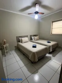 Apê Espaçoso 3 Qtos no coração da cidade - Image 3