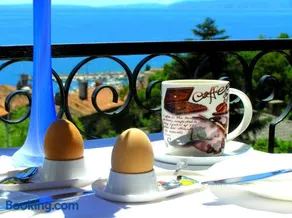 Guest House Lifestyle Holiday - Image 2