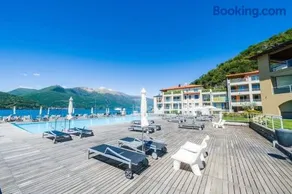 Modern 3 bedroom apartment on Lake Maggiore - Image 3