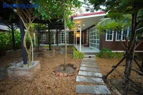 Private Room - Image 1
