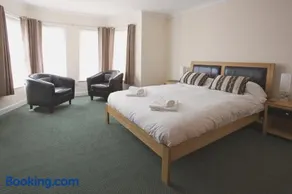 All Seasons Lodge Hotel - Image 2