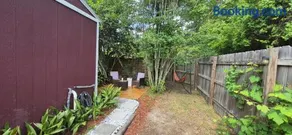 Comfortable Cabin in town - Image 2