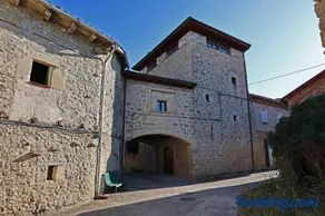 Torrona Torre Medieval en Las Merindades - Image 1